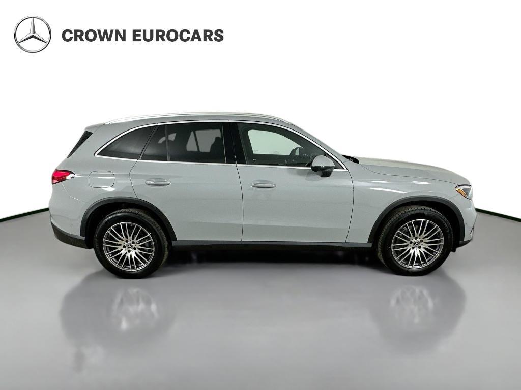 new 2026 Mercedes-Benz GLC 300 car, priced at $61,120