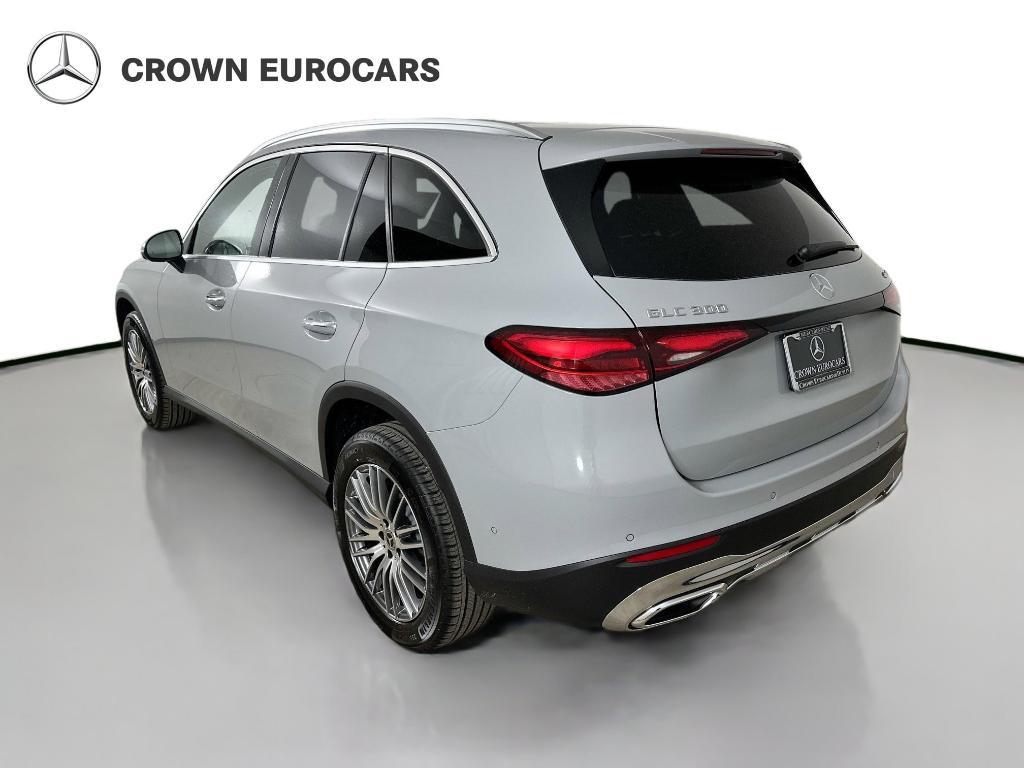 new 2026 Mercedes-Benz GLC 300 car, priced at $61,120