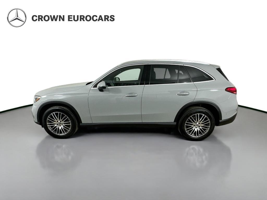 new 2026 Mercedes-Benz GLC 300 car, priced at $61,120