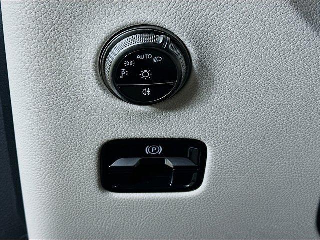 used 2026 Mercedes-Benz GLC 300 car