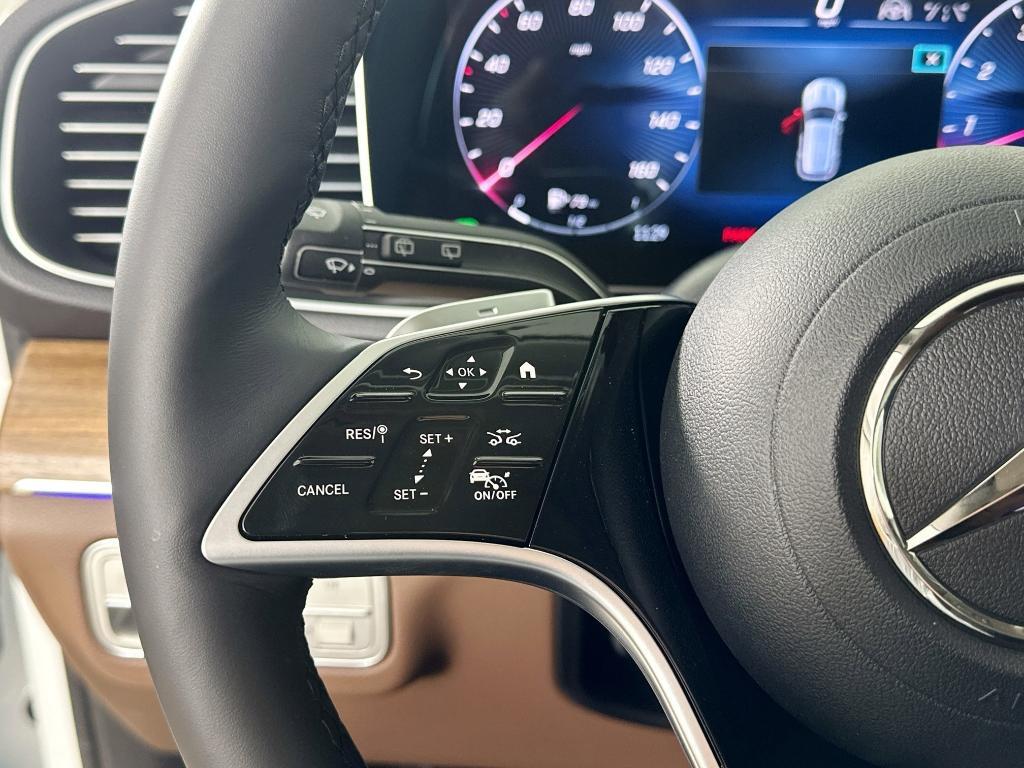 new 2026 Mercedes-Benz GLE 450 car, priced at $84,845
