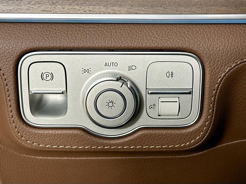 new 2026 Mercedes-Benz GLE 450 car, priced at $88,925