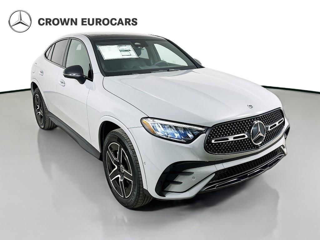 new 2026 Mercedes-Benz GLC 300 car, priced at $67,530