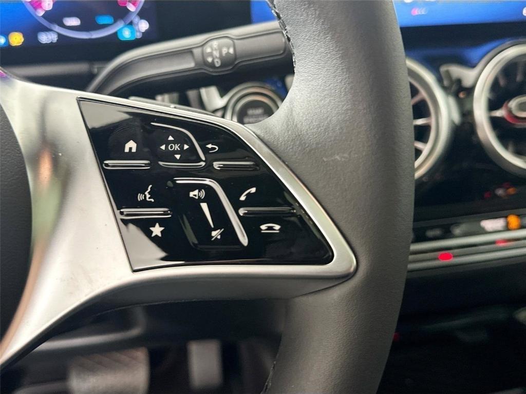 new 2026 Mercedes-Benz GLA 250 car, priced at $57,103
