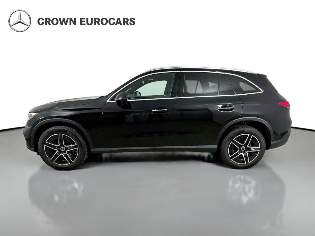 new 2026 Mercedes-Benz GLC 300 car, priced at $59,485