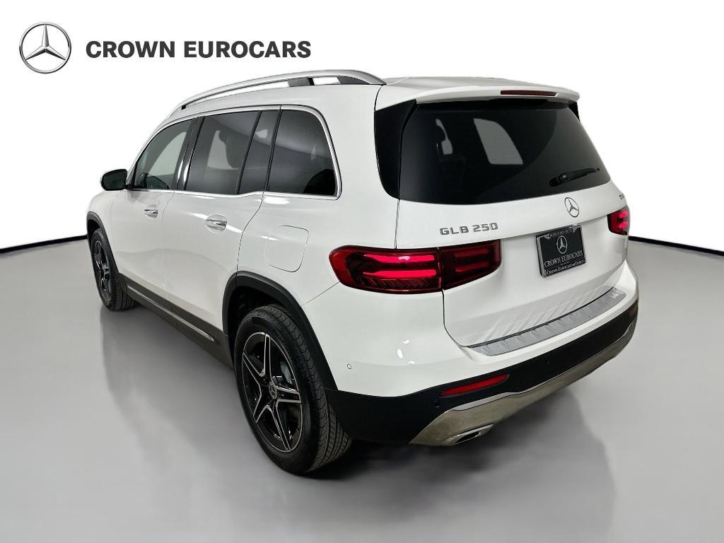 new 2026 Mercedes-Benz GLB 250 car, priced at $53,855