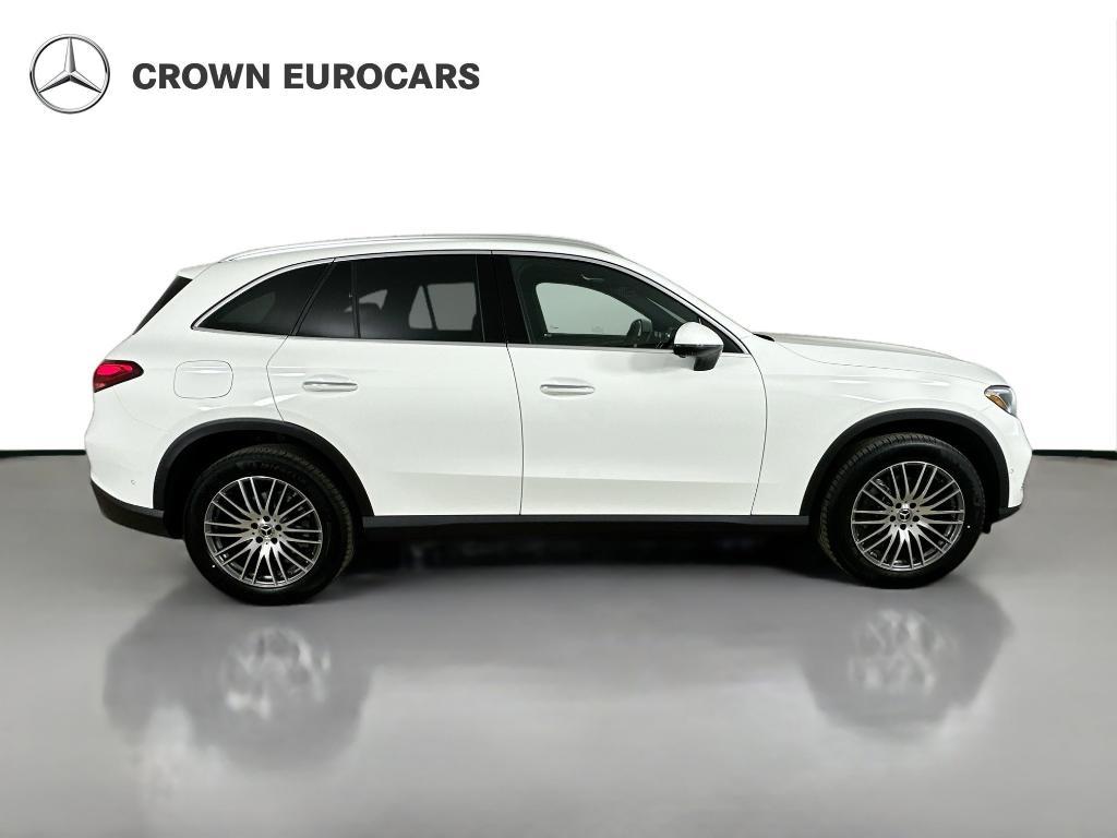 new 2026 Mercedes-Benz GLC 300 car, priced at $58,985
