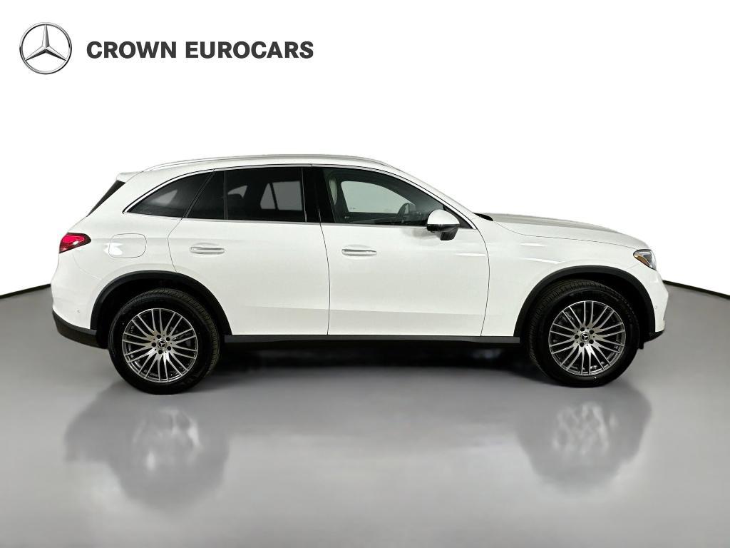 new 2026 Mercedes-Benz GLC 300 car, priced at $59,635