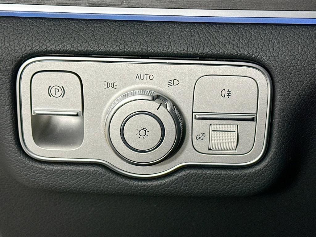 new 2026 Mercedes-Benz GLS 450 car, priced at $109,050