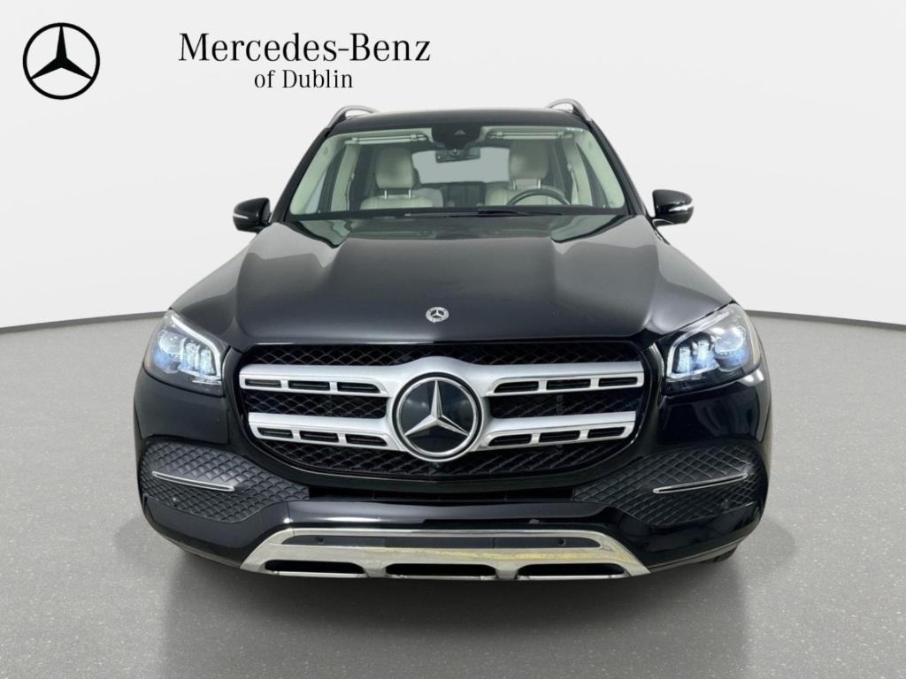 Mercedes-Benz GLS view 2