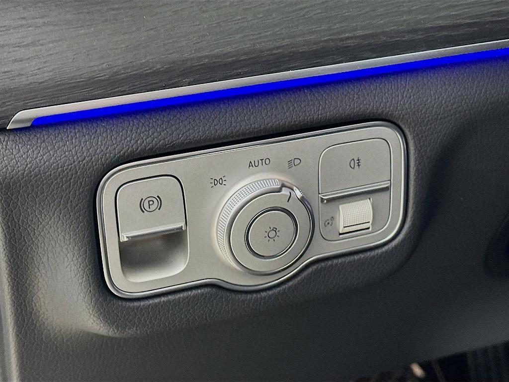 new 2026 Mercedes-Benz GLE 450 car, priced at $79,100