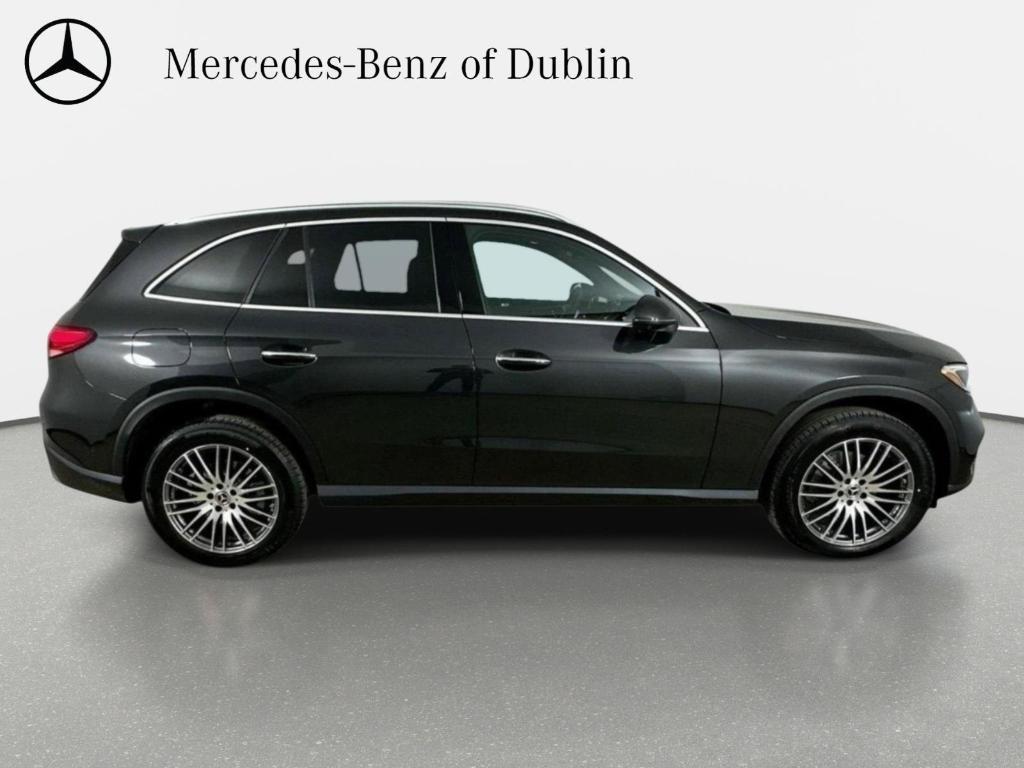 new 2026 Mercedes-Benz GLC 300 car, priced at $60,585
