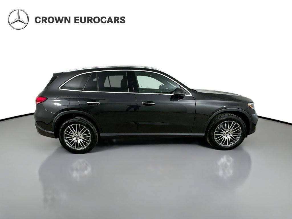 new 2026 Mercedes-Benz GLC 300 car, priced at $60,585