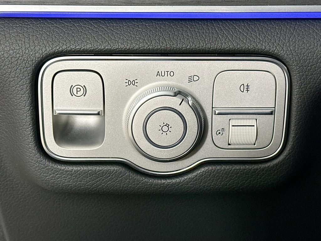 new 2026 Mercedes-Benz GLS 450 car, priced at $106,635