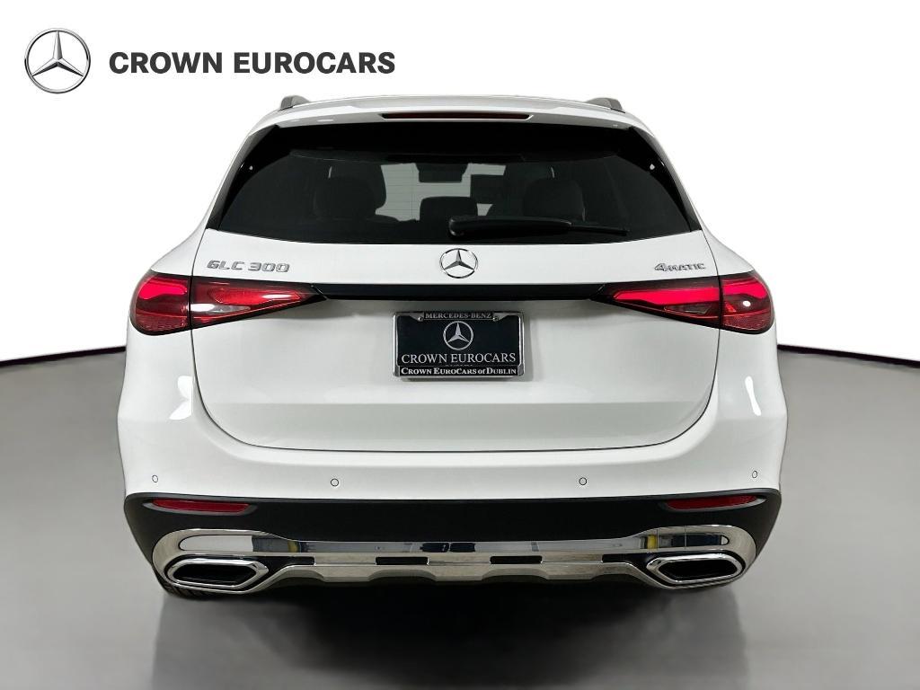new 2026 Mercedes-Benz GLC 300 car, priced at $60,885