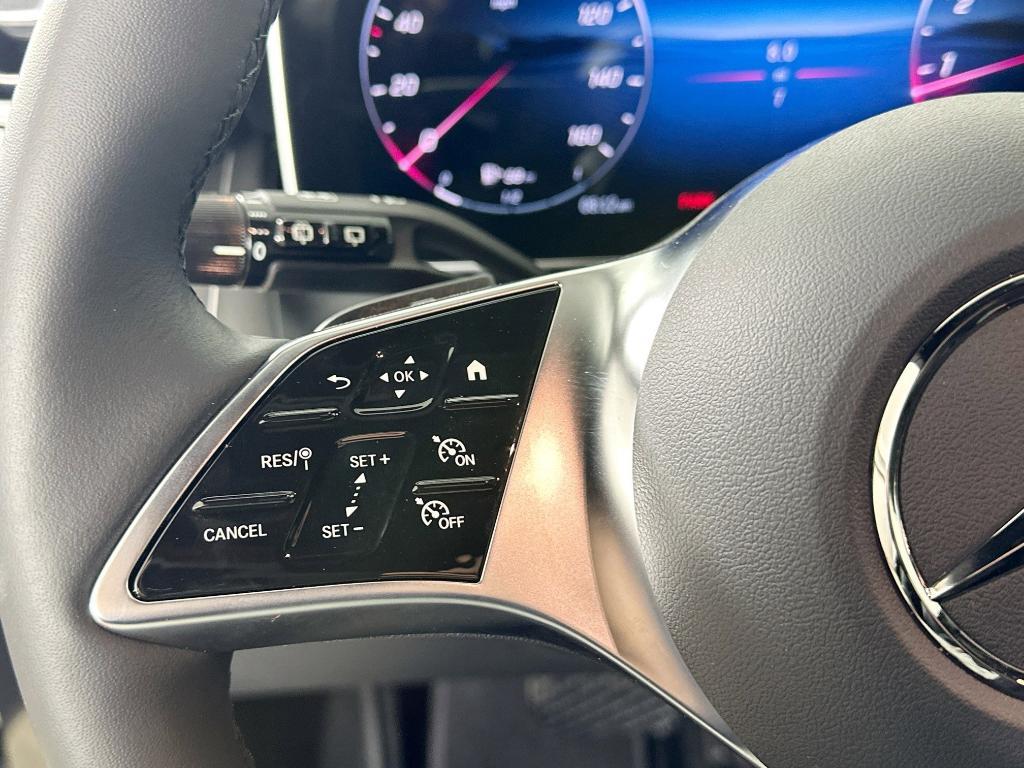 new 2026 Mercedes-Benz GLC 300 car, priced at $57,950