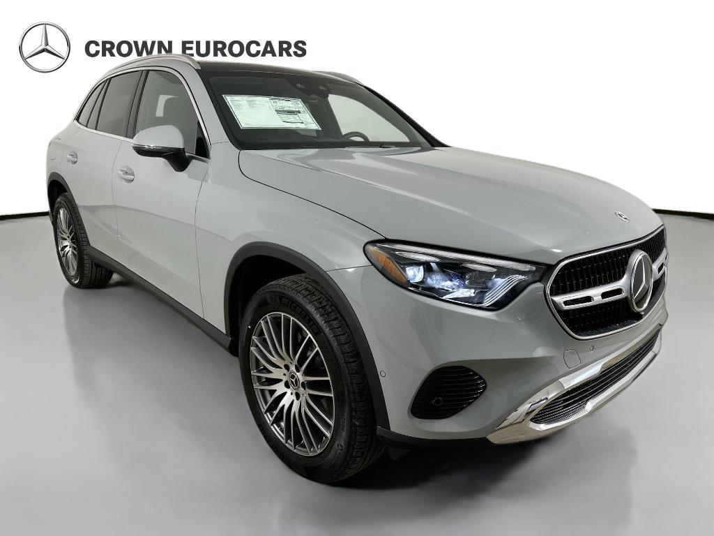 new 2026 Mercedes-Benz GLC 300 car, priced at $62,600