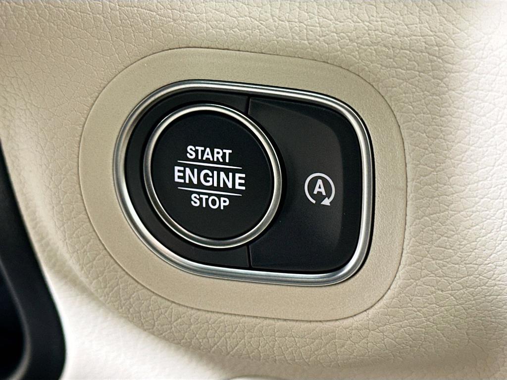 new 2026 Mercedes-Benz GLE 450 car, priced at $84,310