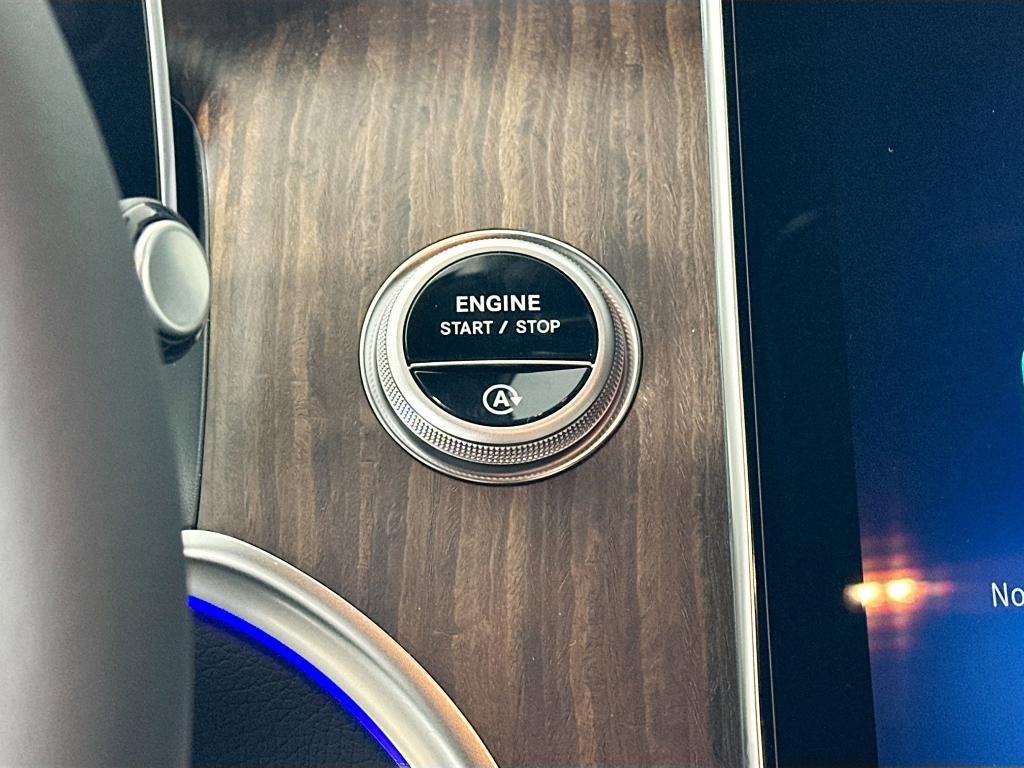 new 2026 Mercedes-Benz GLC 300 car, priced at $59,700