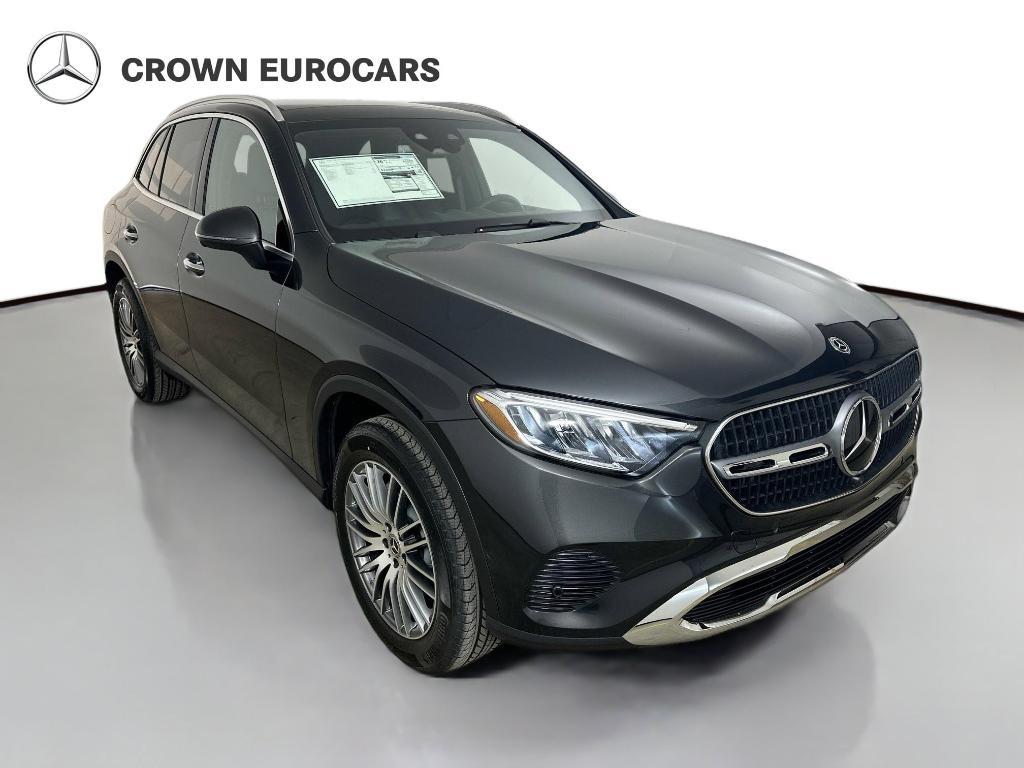 new 2026 Mercedes-Benz GLC 300 car, priced at $59,700