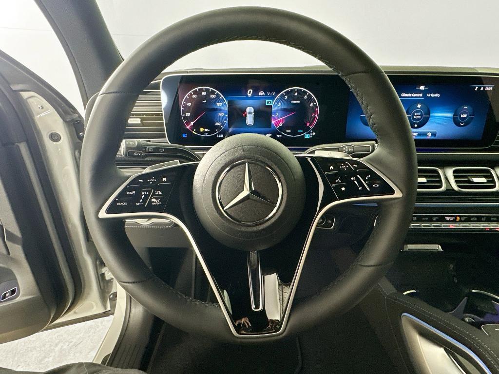 new 2026 Mercedes-Benz GLE 450 car, priced at $90,063