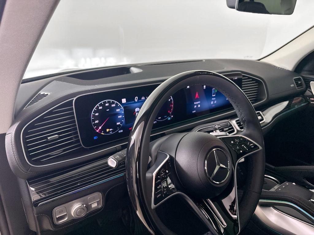 new 2026 Mercedes-Benz GLE 450 car, priced at $88,465