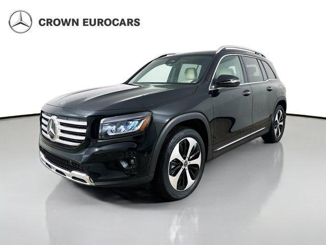 used 2025 Mercedes-Benz GLB 250 car, priced at $43,875