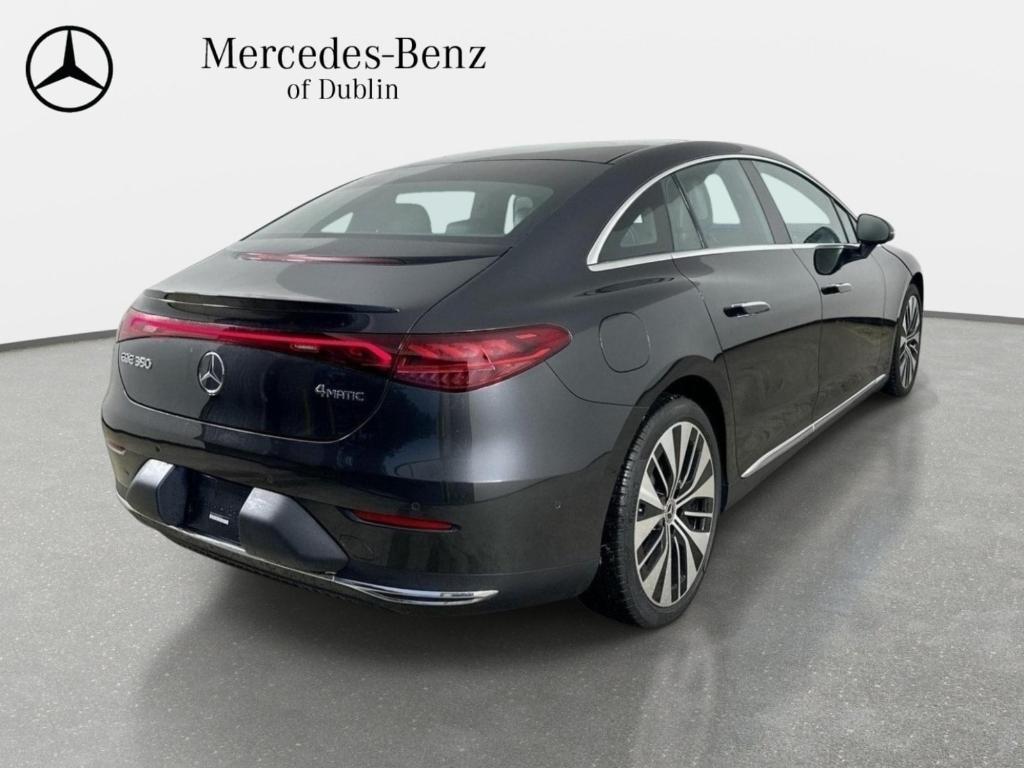 Mercedes-Benz EQE view 11
