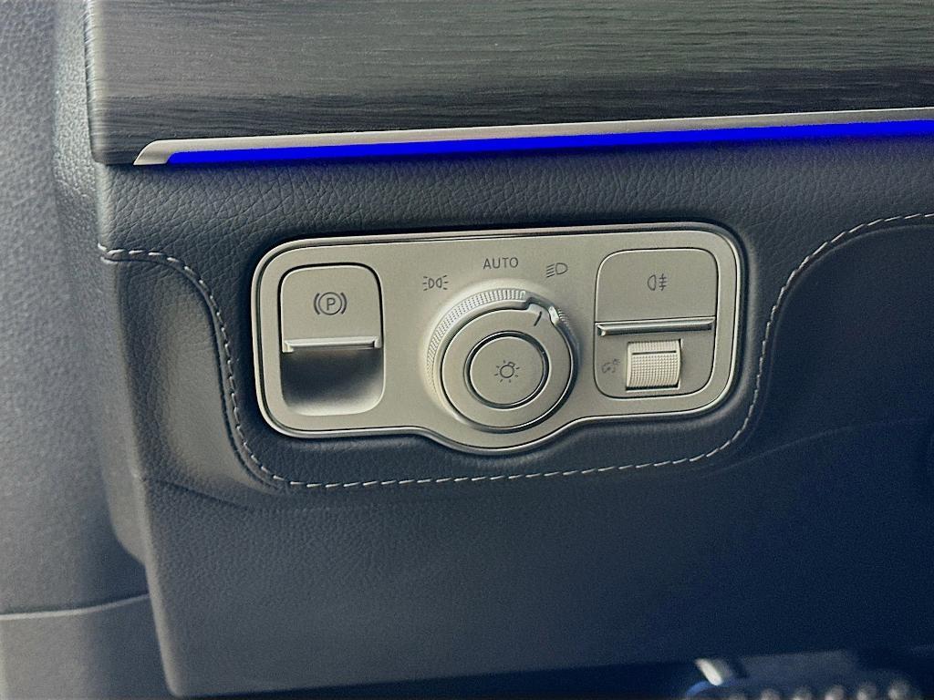 new 2026 Mercedes-Benz AMG GLE 53 car, priced at $98,550