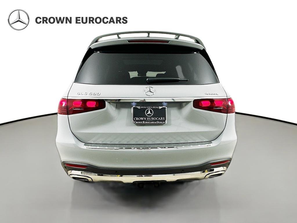 new 2026 Mercedes-Benz GLS 580 car, priced at $126,150