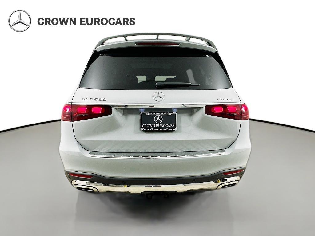 new 2026 Mercedes-Benz GLS 580 car, priced at $126,598