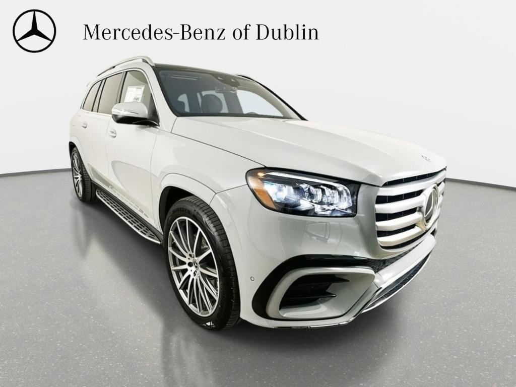 new 2026 Mercedes-Benz GLS 580 car, priced at $126,598
