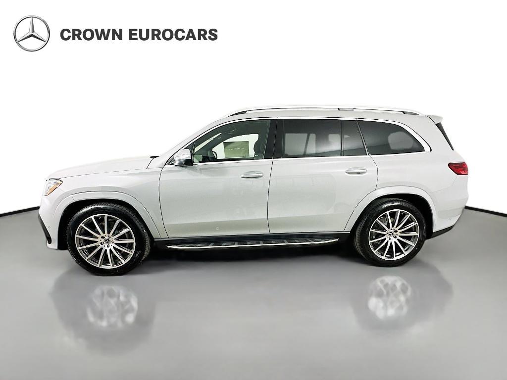 new 2026 Mercedes-Benz GLS 580 car, priced at $126,150