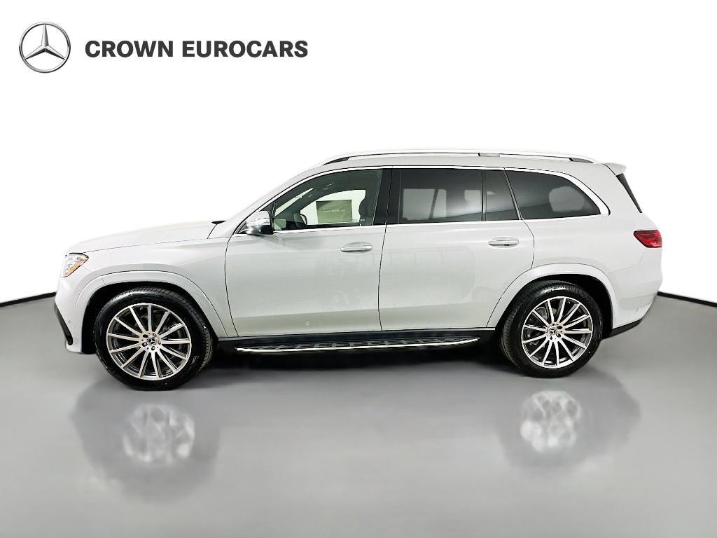 new 2026 Mercedes-Benz GLS 580 car, priced at $126,598
