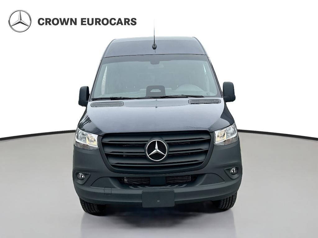 new 2025 Mercedes-Benz Sprinter 2500 car, priced at $69,120