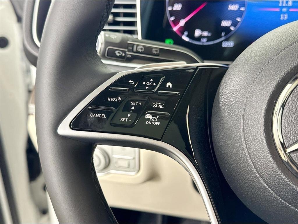 new 2026 Mercedes-Benz GLE 350 car, priced at $77,010