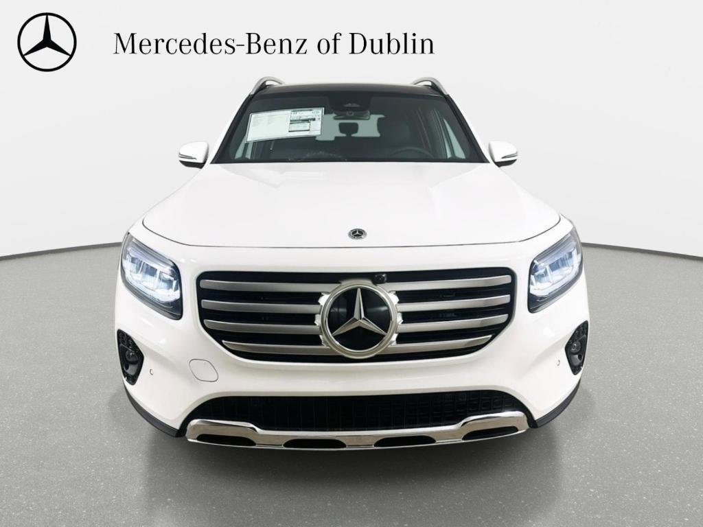 new 2026 Mercedes-Benz GLB 250 car, priced at $56,098