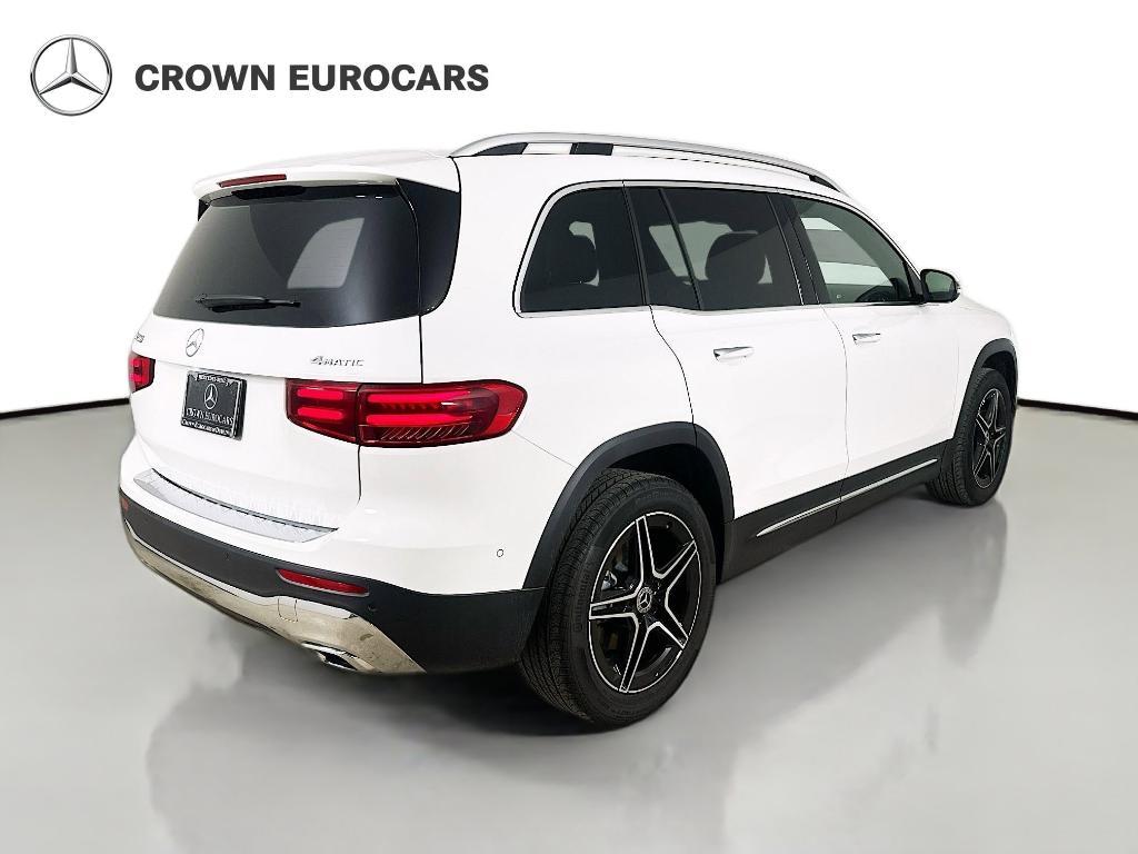new 2026 Mercedes-Benz GLB 250 car, priced at $56,098