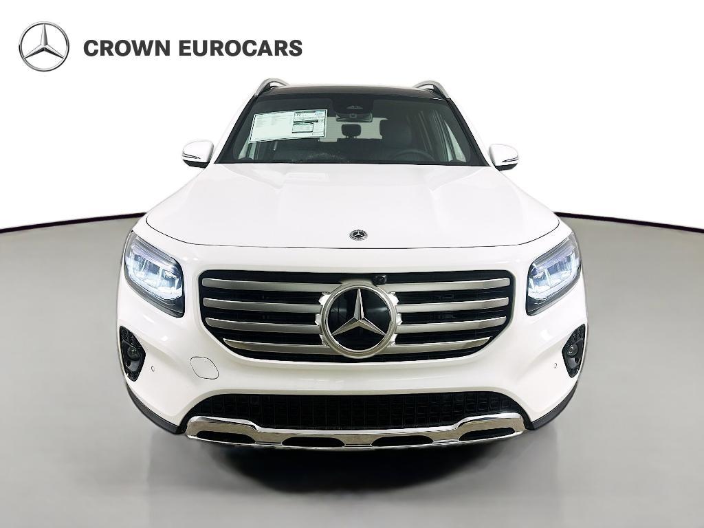 new 2026 Mercedes-Benz GLB 250 car, priced at $56,098