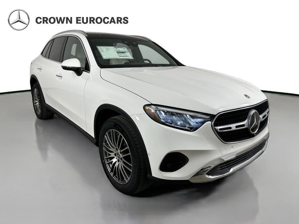 new 2026 Mercedes-Benz GLC 300 car, priced at $59,150