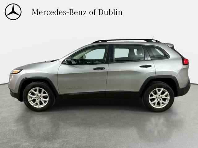 used 2015 Jeep Cherokee car, priced at $10,371