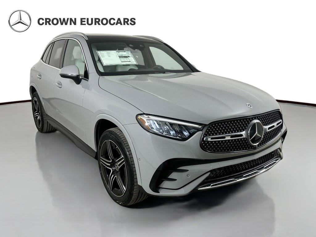 new 2026 Mercedes-Benz GLC 300 car, priced at $65,870