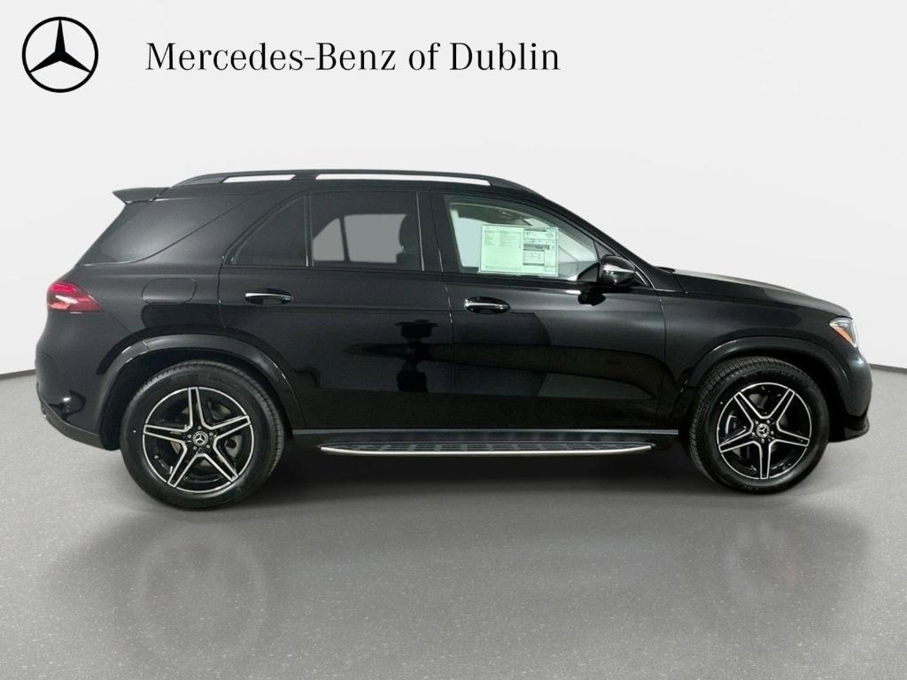 new 2026 Mercedes-Benz GLE 450 car, priced at $81,980