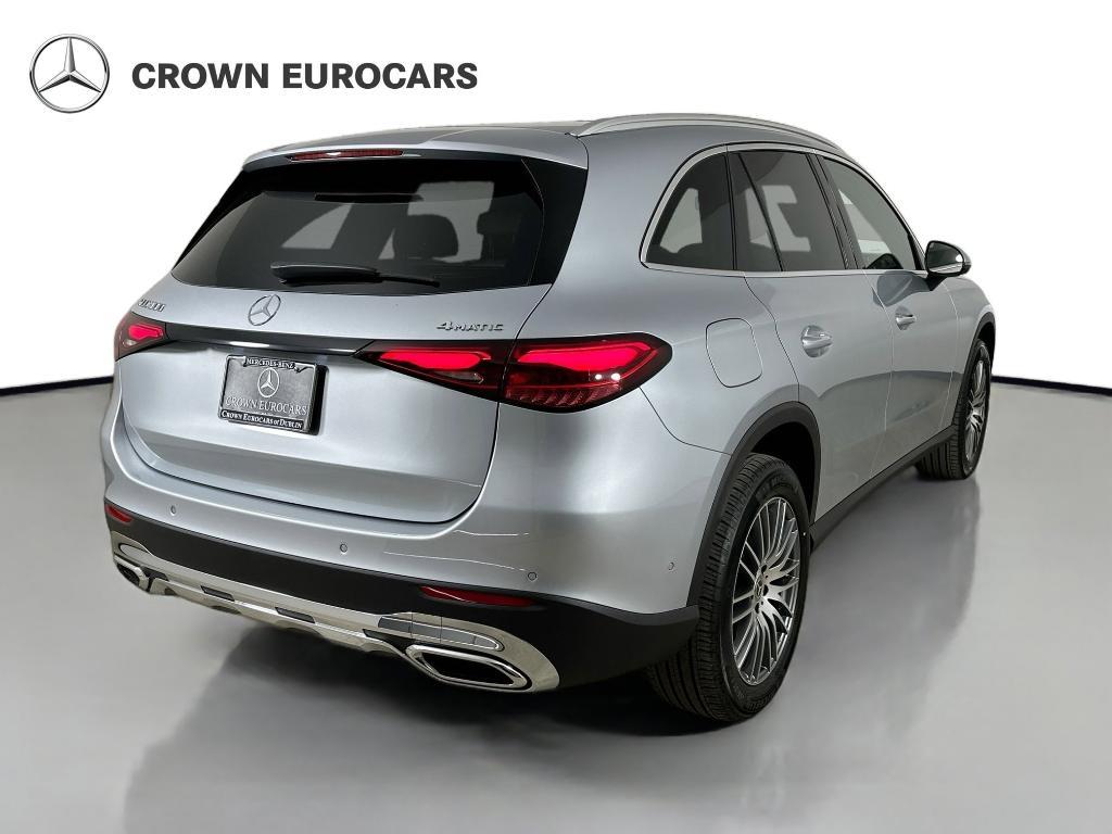 new 2026 Mercedes-Benz GLC 300 car, priced at $60,120