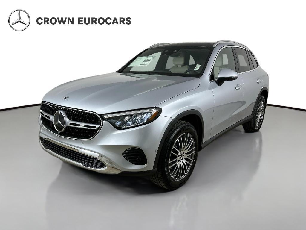 new 2026 Mercedes-Benz GLC 300 car, priced at $60,120