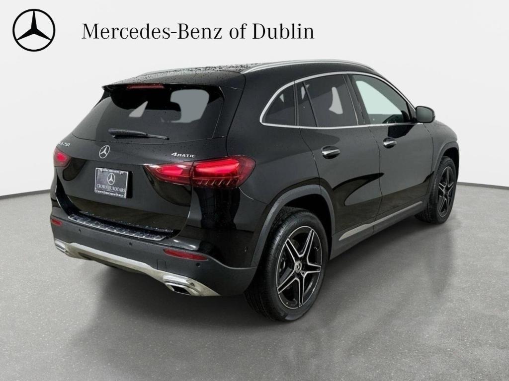 new 2026 Mercedes-Benz GLA 250 car, priced at $53,155