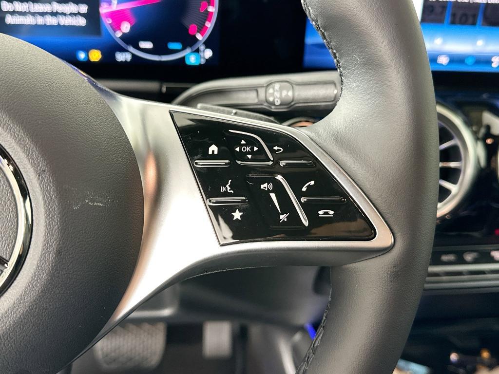 new 2026 Mercedes-Benz GLA 250 car, priced at $53,155