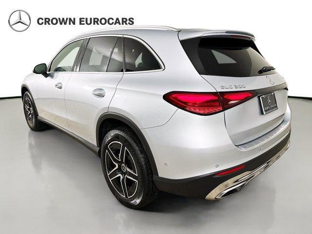 used 2026 Mercedes-Benz GLC 300 car, priced at $60,583