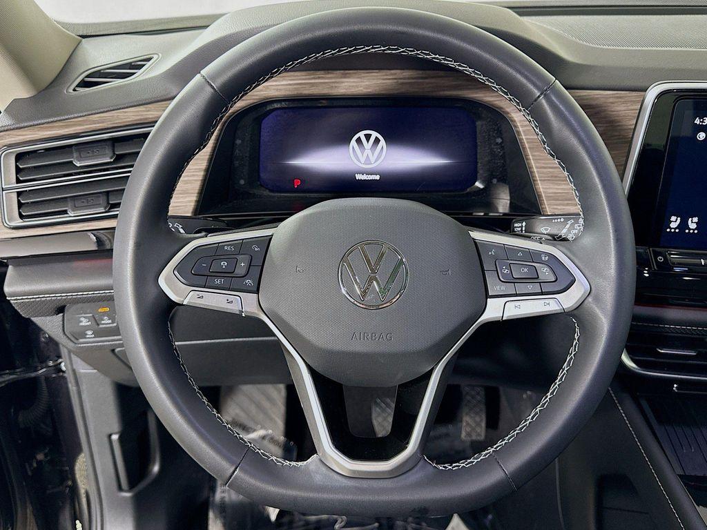 used 2025 Volkswagen Atlas car, priced at $39,997
