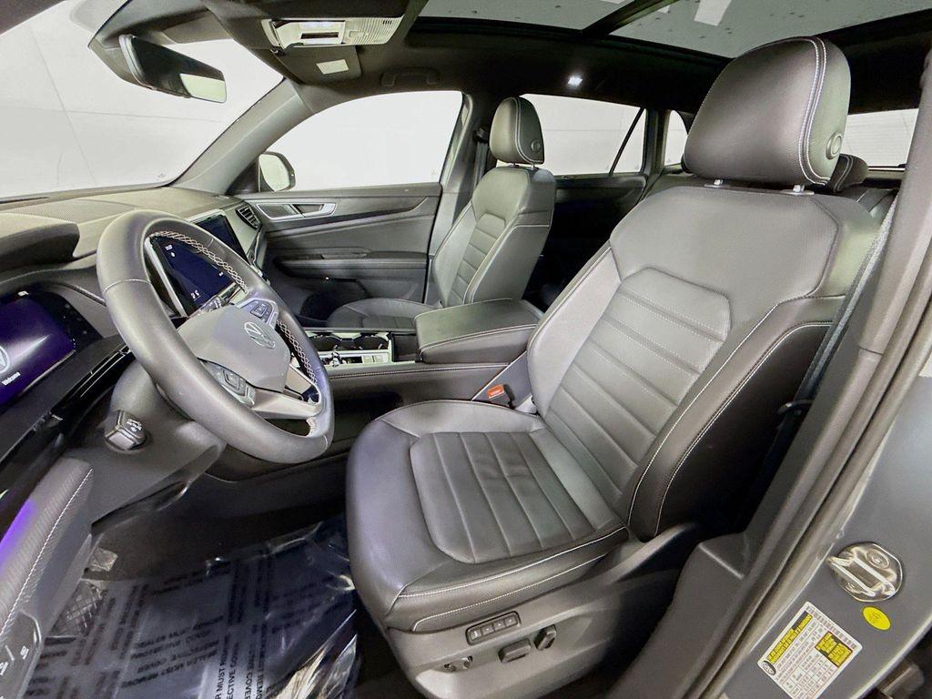 used 2025 Volkswagen Atlas Cross Sport car, priced at $38,987